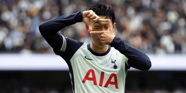 孙兴慜亲口确认离队，热刺欧冠决赛11人全走光，下一站或联手洛里