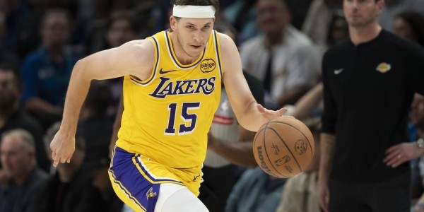 里夫斯变超巨引东詹膜拜 两个隐忧却让湖人犯难！